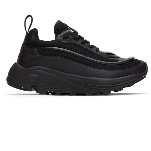MCQ Black FA-5 Runner Sneakers - Picture 4 of 10
